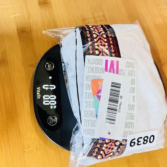 LuLaRoe Shirley Women's Kimono Sz M Solid White with Decorative Cuffs NWT 0115 - Picture 8 of 9